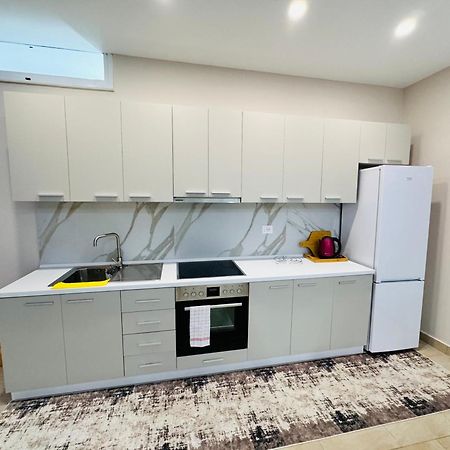 Edi Apartament Center Shkodër Exterior foto