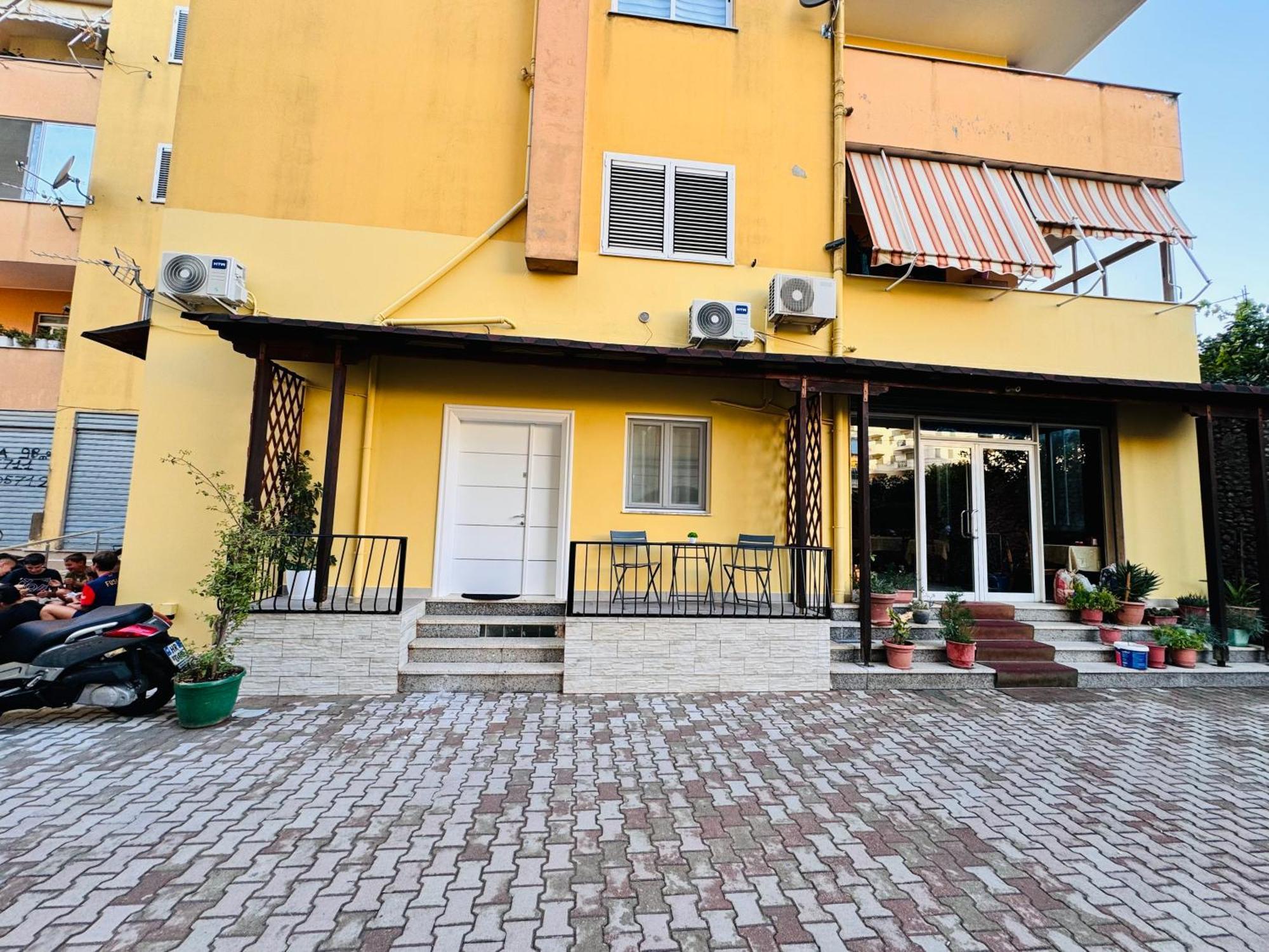 Edi Apartament Center Shkodër Exterior foto